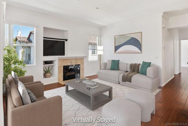 11063 Catarina 316, San Diego, CA 92128