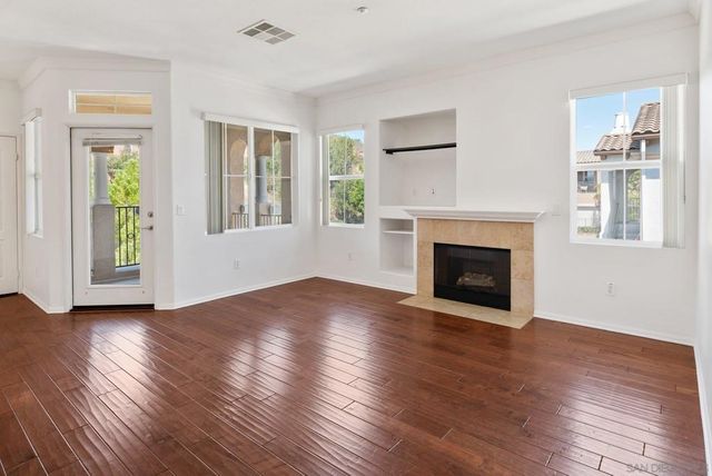 11063 Catarina 316, San Diego, CA 92128