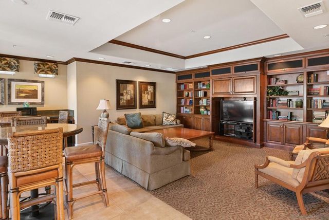 11063 Catarina 316, San Diego, CA 92128