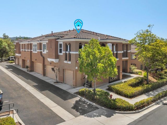 11063 Catarina 316, San Diego, CA 92128