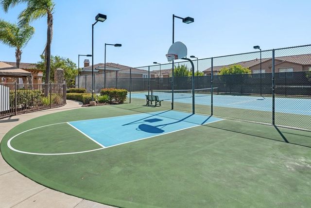 11063 Catarina 316, San Diego, CA 92128