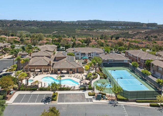 11063 Catarina 316, San Diego, CA 92128