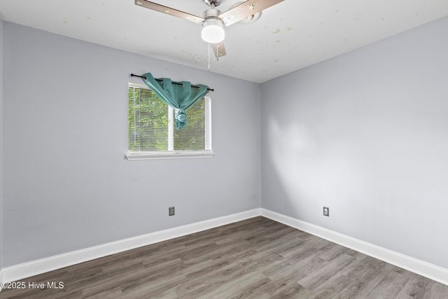 100 Mill Pond Road, Jacksonville, NC 28546