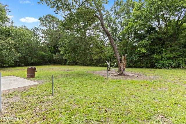 100 Mill Pond Road, Jacksonville, NC 28546
