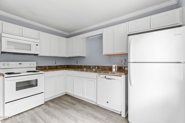 100 Mill Pond Road, Jacksonville, NC 28546