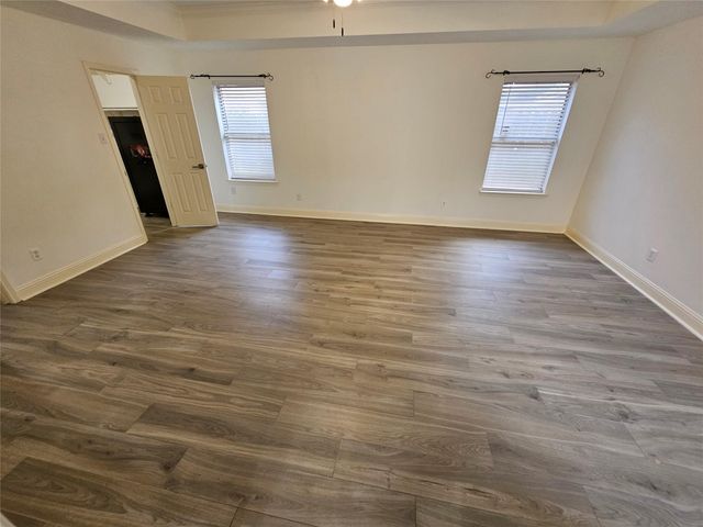 3709 Pinehurst Drive, Pearland, TX 77581