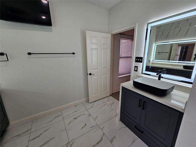 3709 Pinehurst Drive, Pearland, TX 77581