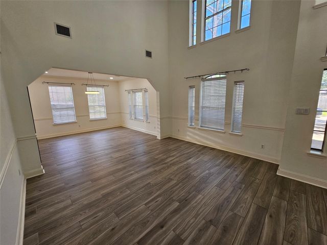 3709 Pinehurst Drive, Pearland, TX 77581