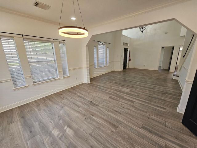 3709 Pinehurst Drive, Pearland, TX 77581
