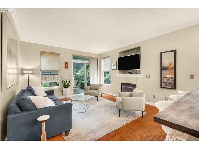 17483 Se RESERVE Loop, Milwaukie, OR 97267