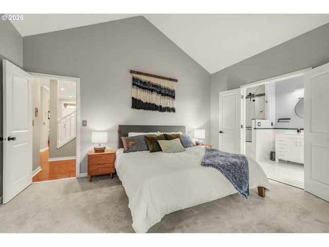 17483 Se RESERVE Loop, Milwaukie, OR 97267
