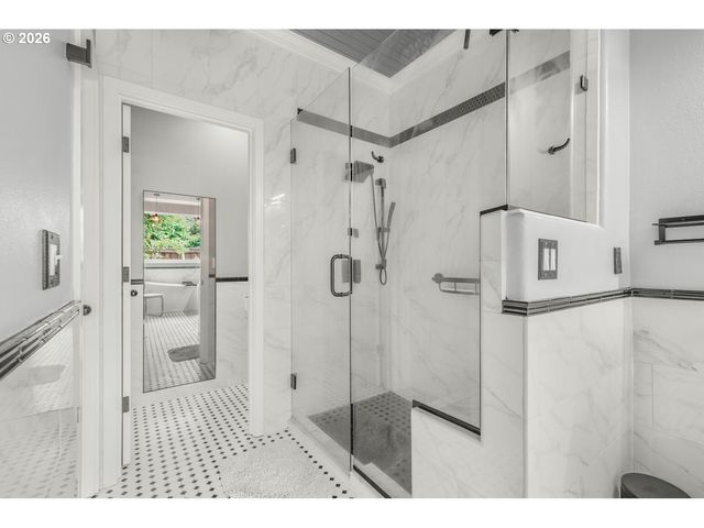 17483 Se RESERVE Loop, Milwaukie, OR 97267