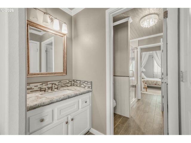 17483 Se RESERVE Loop, Milwaukie, OR 97267