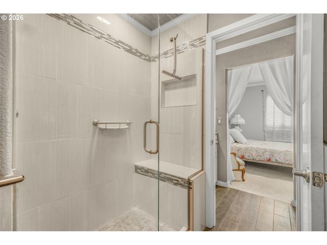 17483 Se RESERVE Loop, Milwaukie, OR 97267