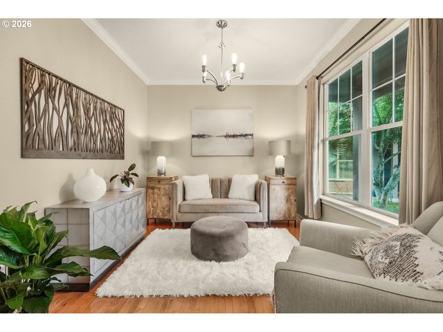 17483 Se RESERVE Loop, Milwaukie, OR 97267