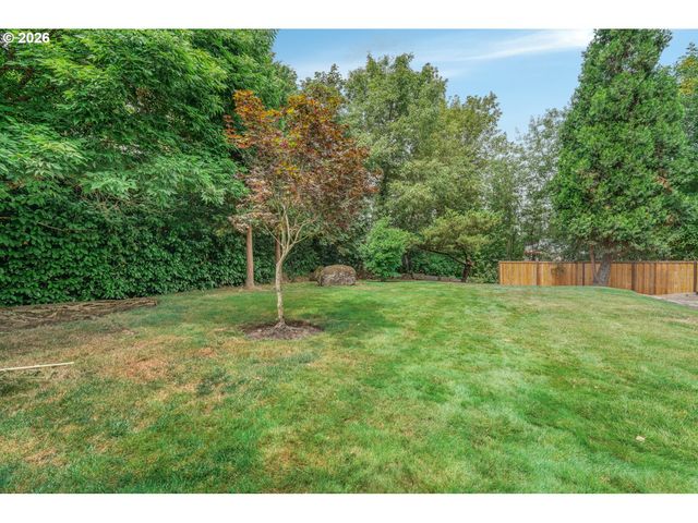 17483 Se RESERVE Loop, Milwaukie, OR 97267