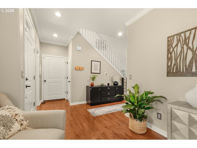 17483 Se RESERVE Loop, Milwaukie, OR 97267