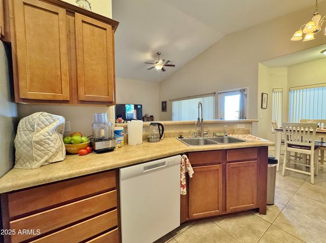 8559 W CANTERBURY Lane, Arizona City, AZ 85123