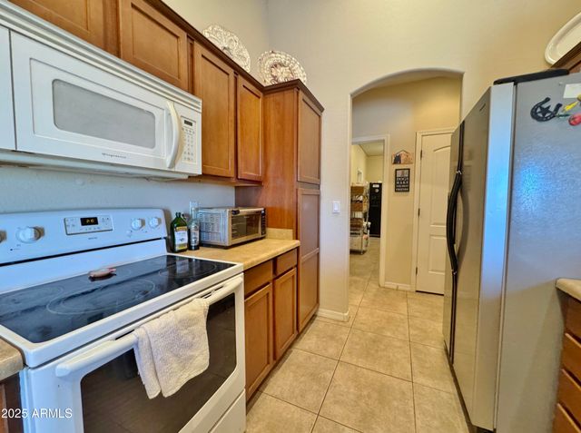 8559 W CANTERBURY Lane, Arizona City, AZ 85123