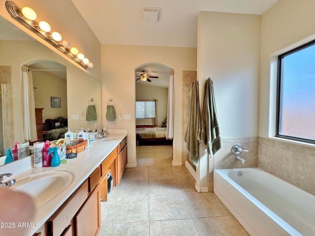 8559 W CANTERBURY Lane, Arizona City, AZ 85123