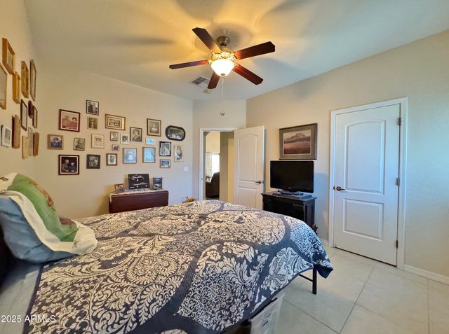 8559 W CANTERBURY Lane, Arizona City, AZ 85123