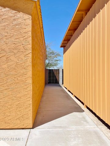 8559 W CANTERBURY Lane, Arizona City, AZ 85123