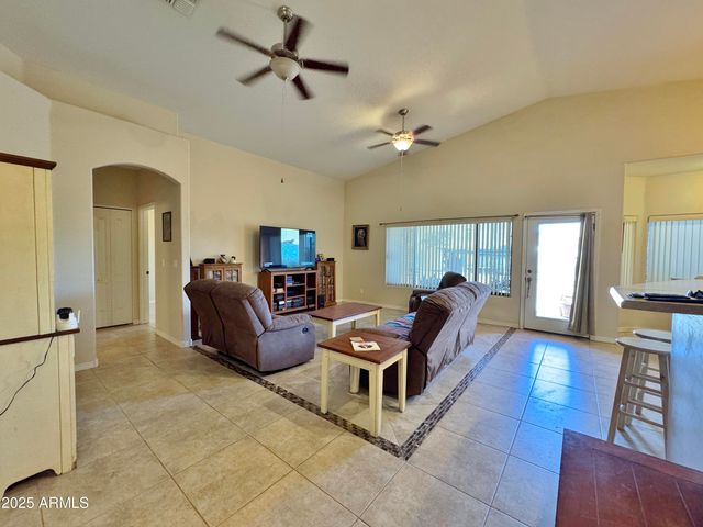 8559 W CANTERBURY Lane, Arizona City, AZ 85123