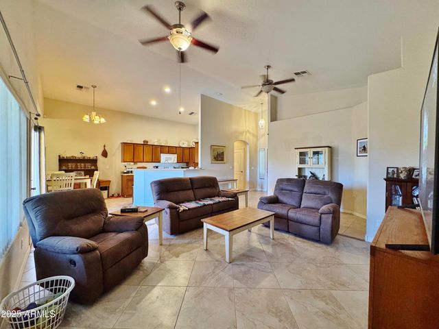 8559 W CANTERBURY Lane, Arizona City, AZ 85123