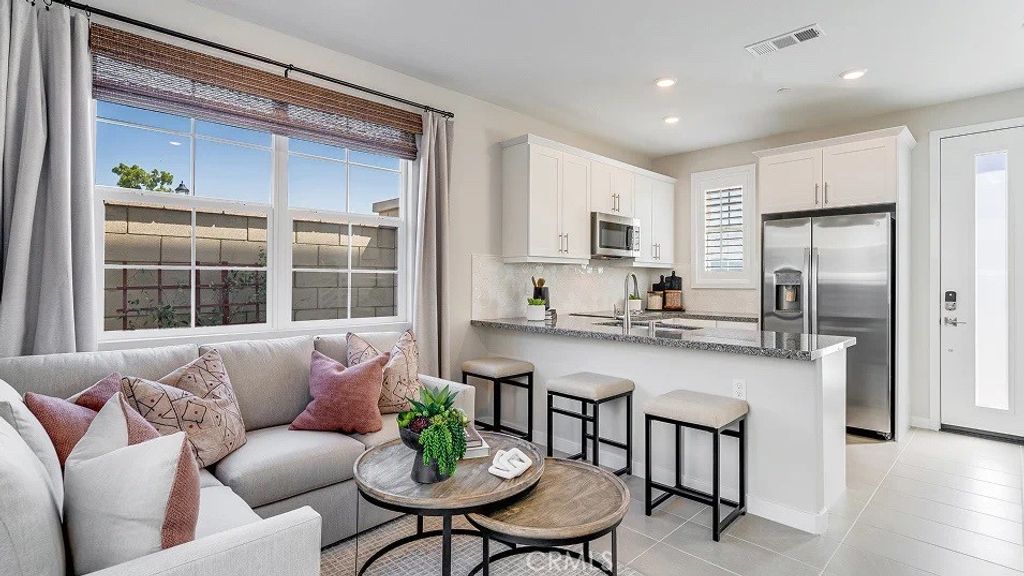 2586 E Lincoln Paseo, Ontario, CA 91762