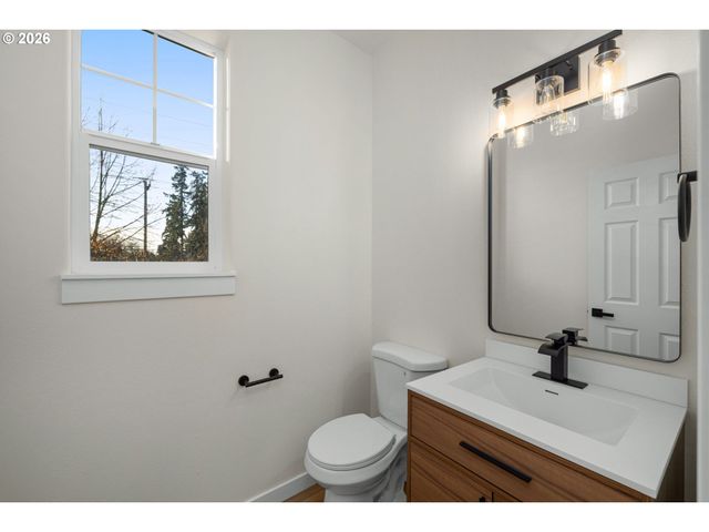 542 Sw SUTHERLAND Way, Beaverton, OR 97006