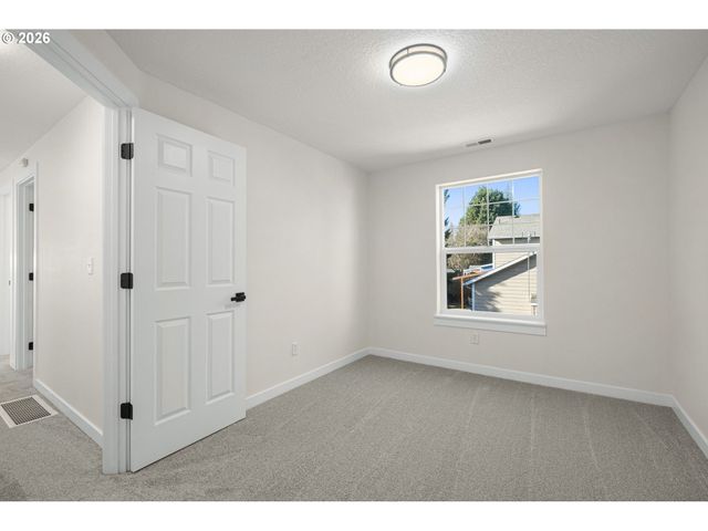 542 Sw SUTHERLAND Way, Beaverton, OR 97006