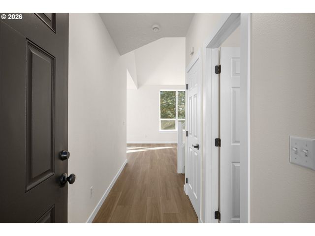 542 Sw SUTHERLAND Way, Beaverton, OR 97006