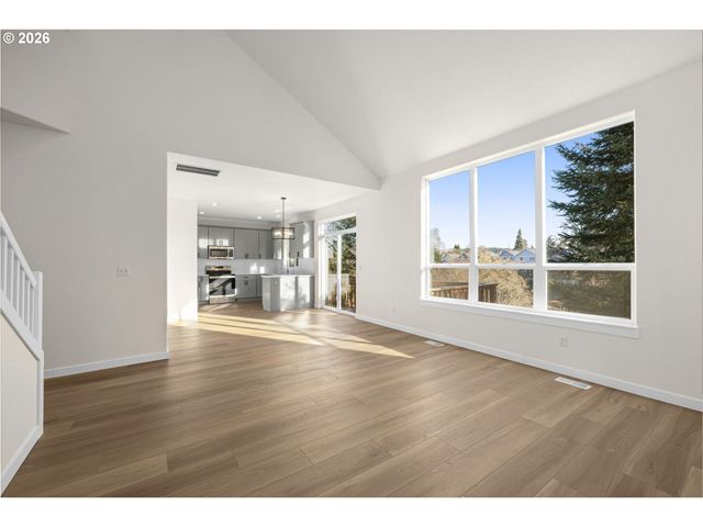 542 Sw SUTHERLAND Way, Beaverton, OR 97006