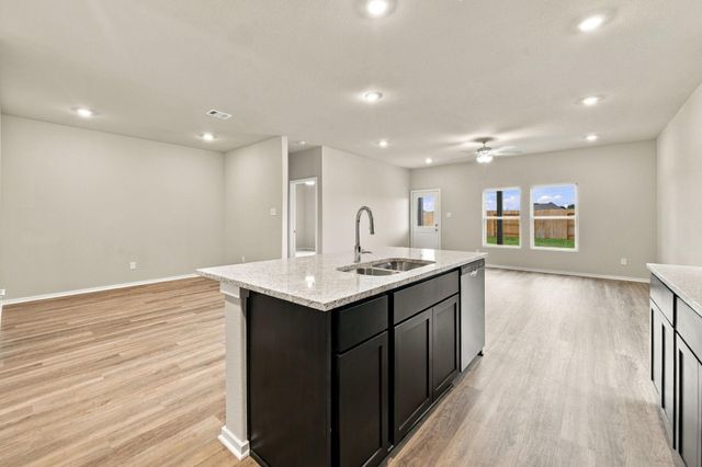 19055 Cetara Villa Drive, Hockley, TX 77447