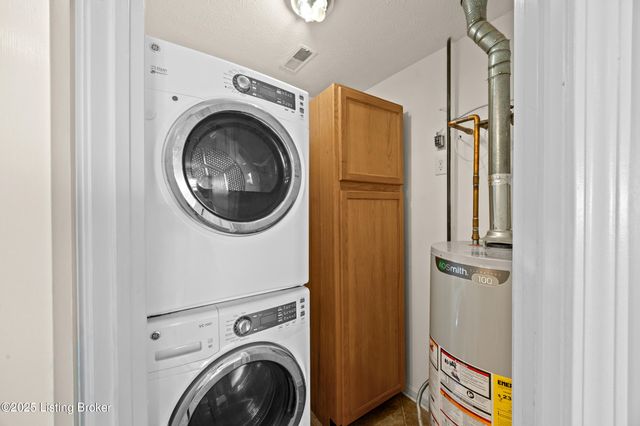 6202 Apple Cider Dr, Louisville, KY 40219