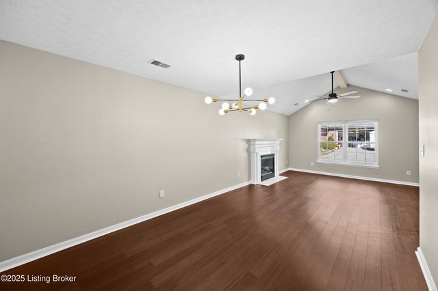 6202 Apple Cider Dr, Louisville, KY 40219