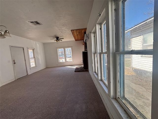 641 N Broadway, Shawnee, OK 74801