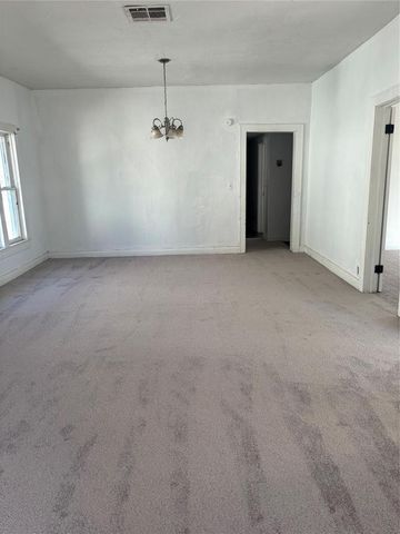 641 N Broadway, Shawnee, OK 74801