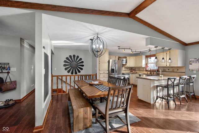 2225 W County Road 300 S, Danville, IN 46122