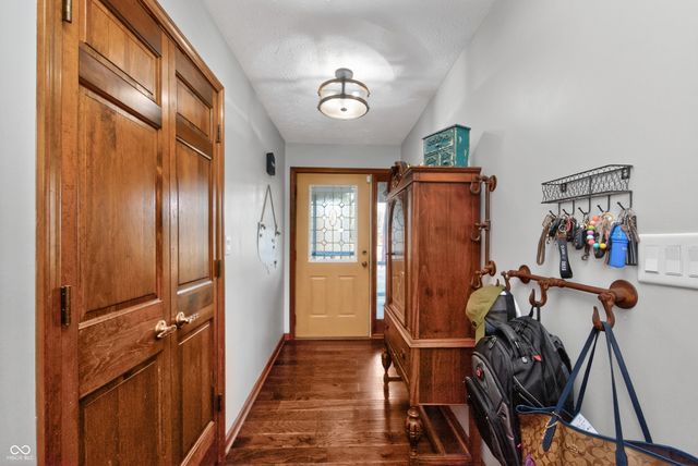 2225 W County Road 300 S, Danville, IN 46122