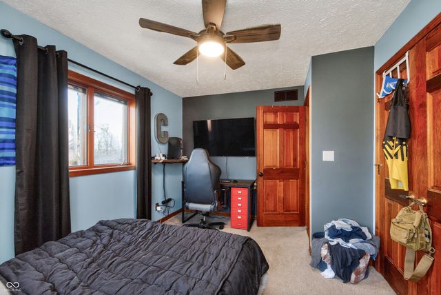 2225 W County Road 300 S, Danville, IN 46122