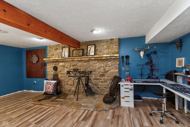 2225 W County Road 300 S, Danville, IN 46122