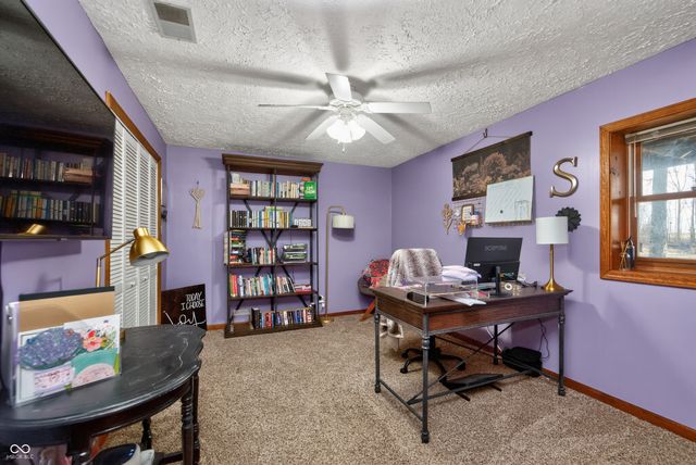 2225 W County Road 300 S, Danville, IN 46122