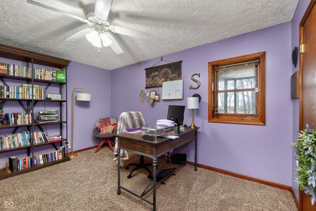 2225 W County Road 300 S, Danville, IN 46122