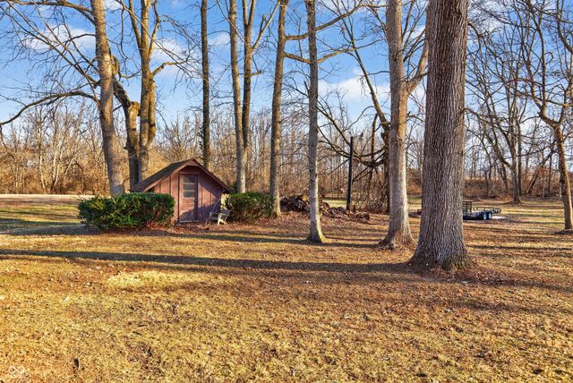 2225 W County Road 300 S, Danville, IN 46122