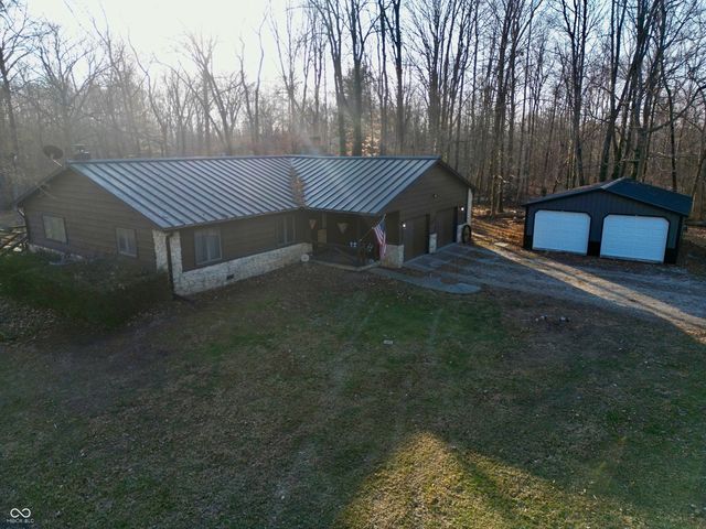 2225 W County Road 300 S, Danville, IN 46122