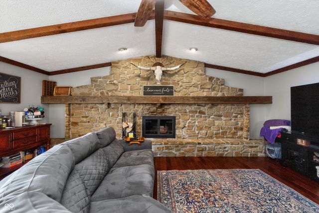 2225 W County Road 300 S, Danville, IN 46122