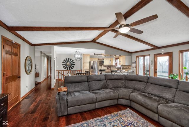 2225 W County Road 300 S, Danville, IN 46122