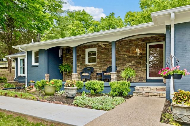 225 London Ln, Franklin, TN 37067