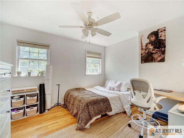 8 Willis Court, East Brunswick, NJ 08816